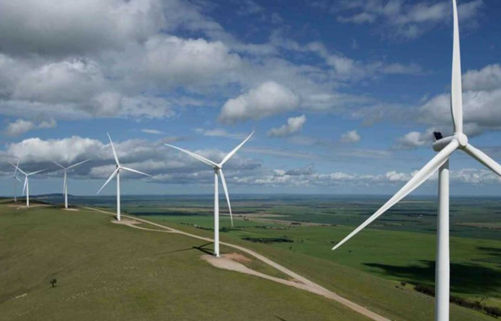 The project is forecast to create more than 200 construction jobs, five permanent positions, and deliver over $7 million in community funding over its lifetime.